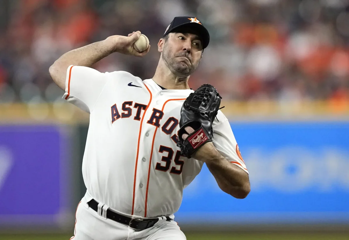 Astros reunite with Justin Verlander before trade deadline